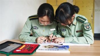 多图预警！又A又飒的军校女学员来了