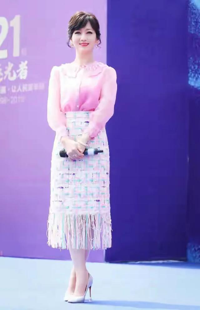 冻龄美女赵雅芝是怎么保养的?70岁奶奶也能这么美？