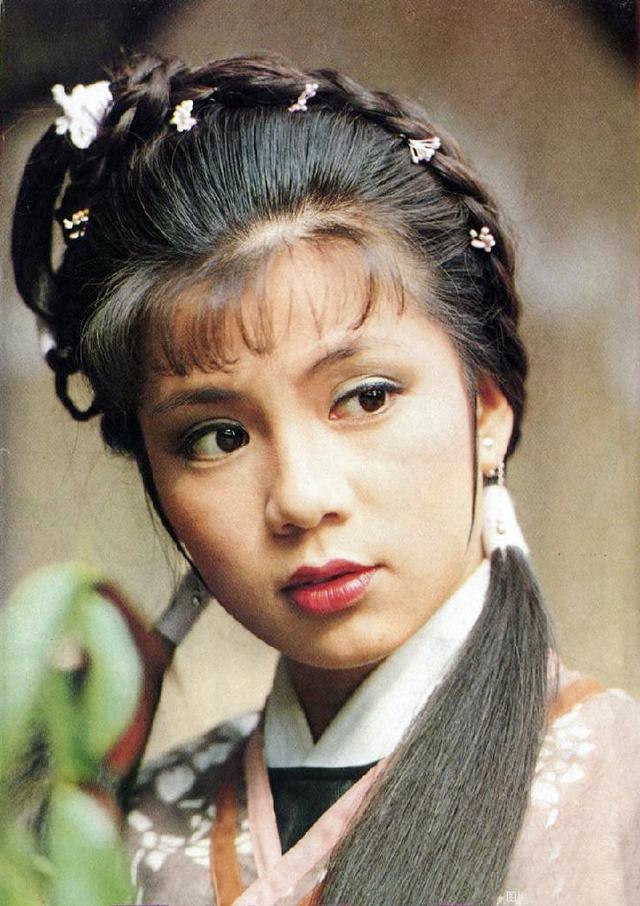 盘点80年代香港美女明星 翁美玲曾华倩黎美娴黄杏秀戚美珍张曼玉