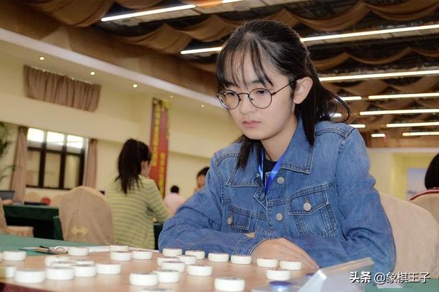 女子象甲十大美女，棋好人美，让你醉迷象棋温柔乡！