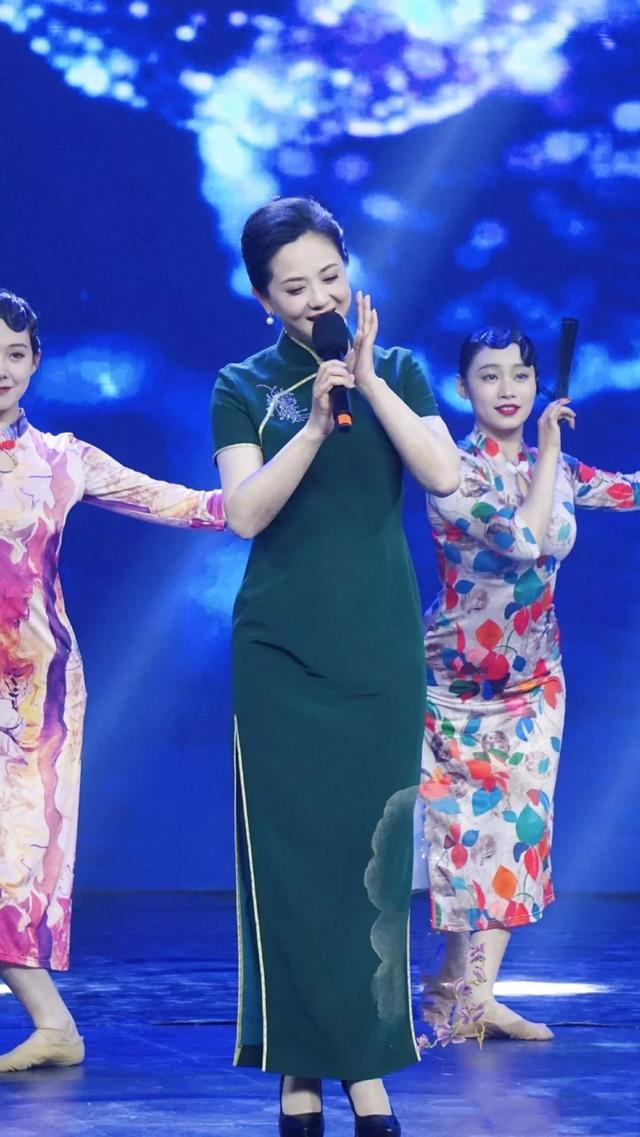 6位中国天然美女：没整容没打针，比网红脸耐看，自然老去也很美