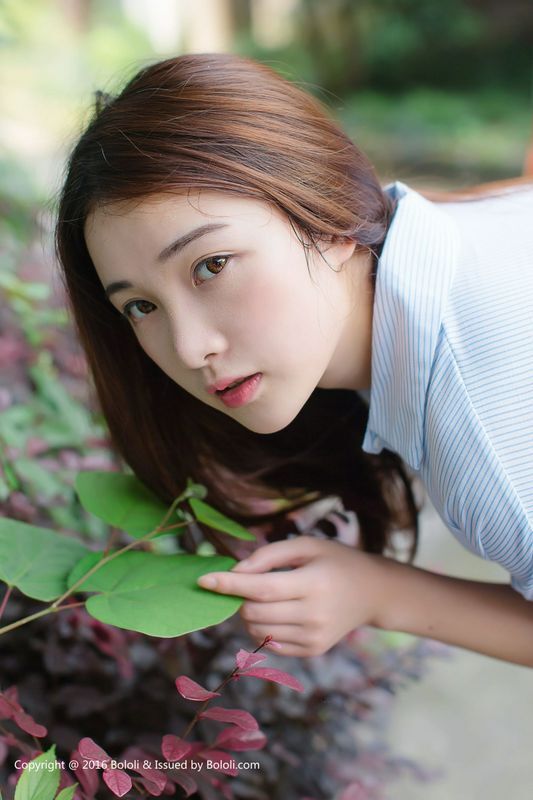 沈欣雨夏日の西瓜