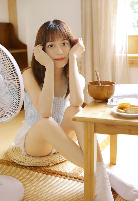 夏日元气少女日系私房写真照