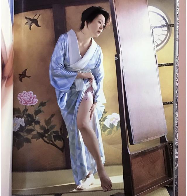 松坂庆子：颜值碾压章小蕙与河莉秀的魅力奶奶