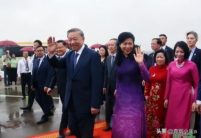 苏林夫妇抵达北京！越南第一夫人身姿曼妙，一席中国红惊艳众人！