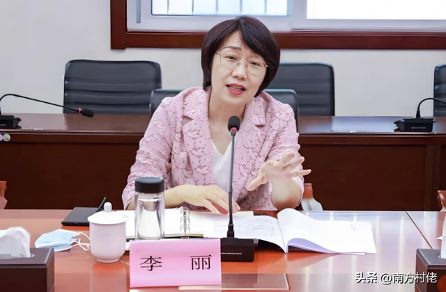 唐山厅级美女干部李丽被查！曾是优秀共产党员，发表多篇优秀文章