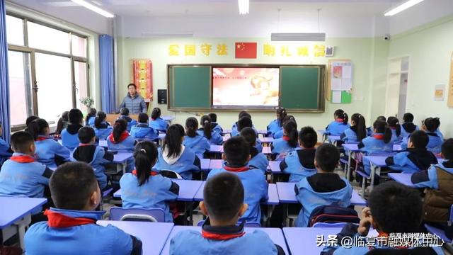 直击开学首日！临夏市各中小学、幼儿园迎来开学第一天，正式开启“热辣滚烫”新学期！