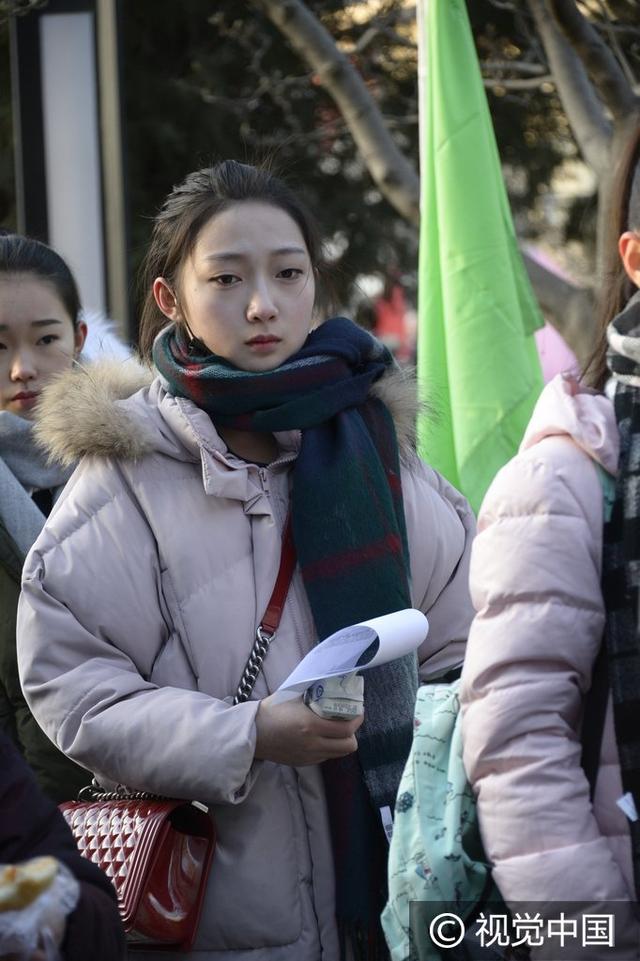 2017北影艺考开考颜值是这样的！表演学院帅哥美女云集 美女清纯似邻家妹妹