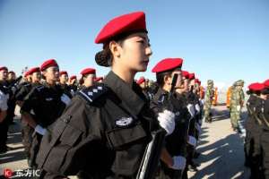 美女警察图片(女神也是女汉子 悉数各地女警颜值排行)